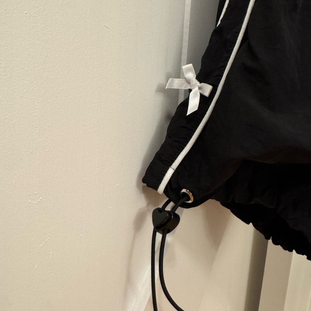 Coco & Shay Bows/Drawstring Track Pants - Picture 4 of 5